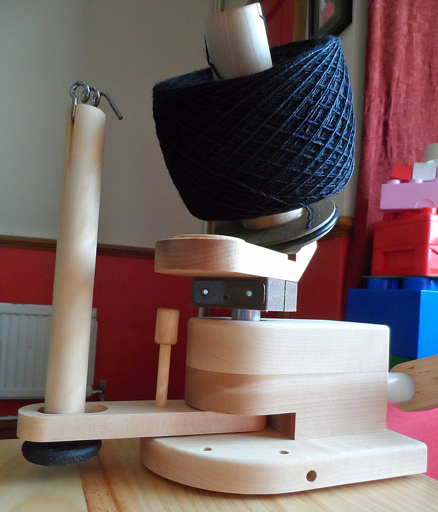 Knitting Gadget Heavy Wool Winder